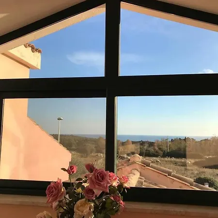Domus Rosa Villa Capitana