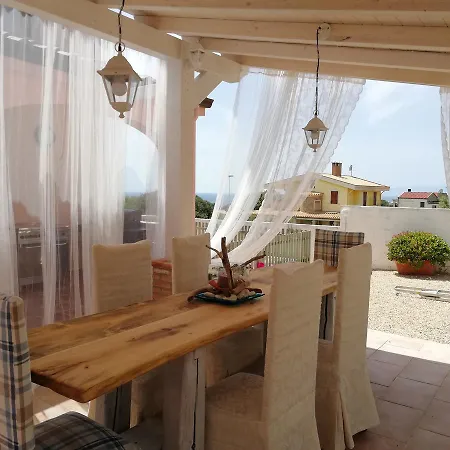 Domus Rosa Villa Capitana