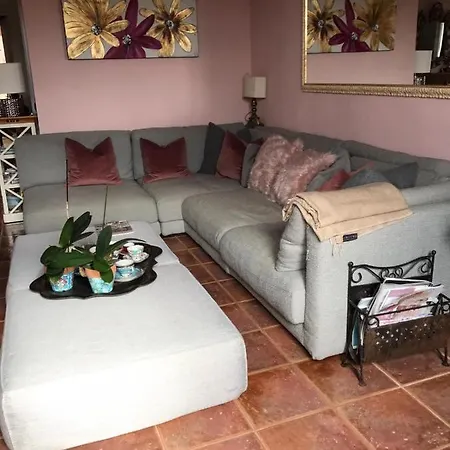 Villa Domus Rosa Capitana